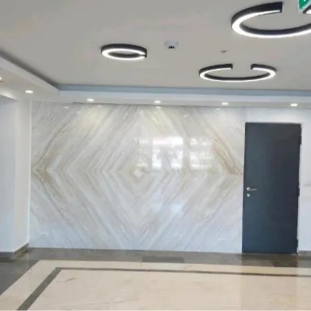 Apartment Le Premiere Boutique Solid Barrels Mamaia